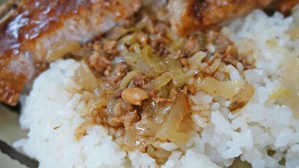 【台北美食】曹記溫州大餛飩-讓人吃了都讚不絕口的60年老字號排骨飯