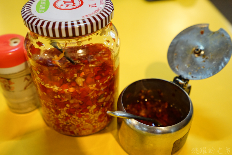 [花蓮早餐推薦]二訪鼎吉大腸鮮蚵麵線/爌肉飯-這家蚵仔超大顆又鮮美 雙料大腸麵線必吃 花蓮重慶市場美食