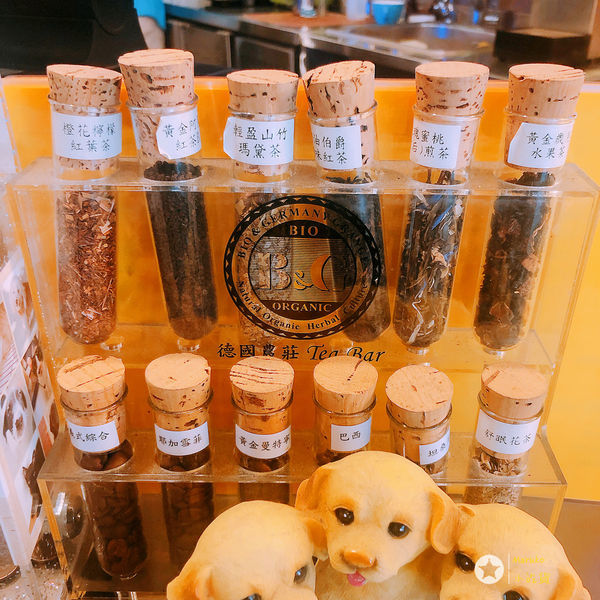 《法蘭基的咖啡館》三重下午茶好去處 ~真心推薦~環境舒適安靜~老闆服務貼心~有夠放鬆❤️2019.06.15