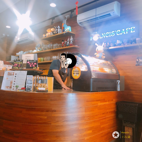 《法蘭基的咖啡館》三重下午茶好去處 ~真心推薦~環境舒適安靜~老闆服務貼心~有夠放鬆❤️2019.06.15