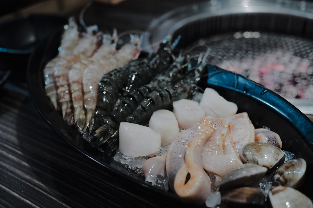 大花說好客燒烤台中燒肉燒烤餐廳吃到飽活淡菜橫膈膜琥珀蝦嘉士伯啤酒與調酒26 大花說好客燒烤台中燒肉燒烤餐廳吃到飽活淡菜橫膈膜琥珀蝦嘉士伯啤酒與調酒26