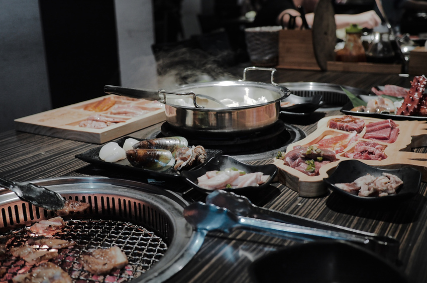大花說好客燒烤台中燒肉燒烤餐廳吃到飽活淡菜橫膈膜琥珀蝦嘉士伯啤酒與調酒28 大花說好客燒烤台中燒肉燒烤餐廳吃到飽活淡菜橫膈膜琥珀蝦嘉士伯啤酒與調酒28