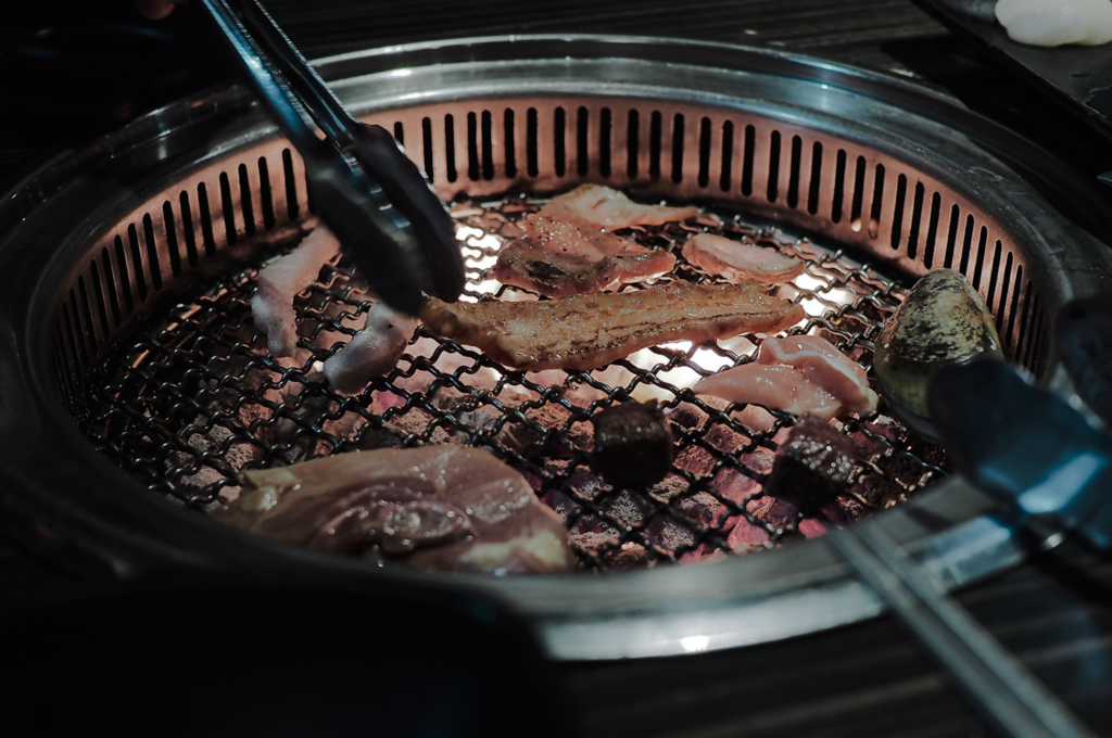 大花說好客燒烤台中燒肉燒烤餐廳吃到飽活淡菜橫膈膜琥珀蝦嘉士伯啤酒與調酒22 大花說好客燒烤台中燒肉燒烤餐廳吃到飽活淡菜橫膈膜琥珀蝦嘉士伯啤酒與調酒22