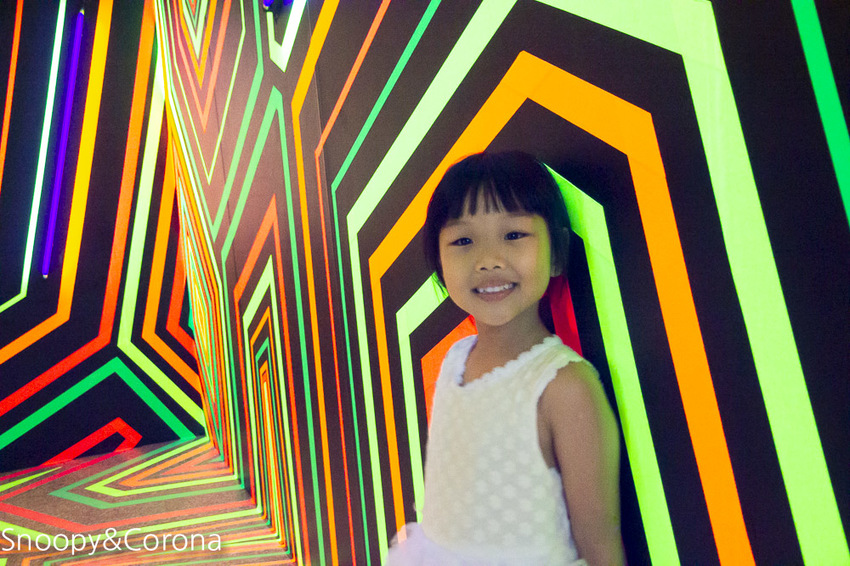 【台北展覽】聚膠行動 #TapeArt 全球首展～用膠帶貼出藝術，從平面畫作至立體空間，還有炫麗的夜視長廊