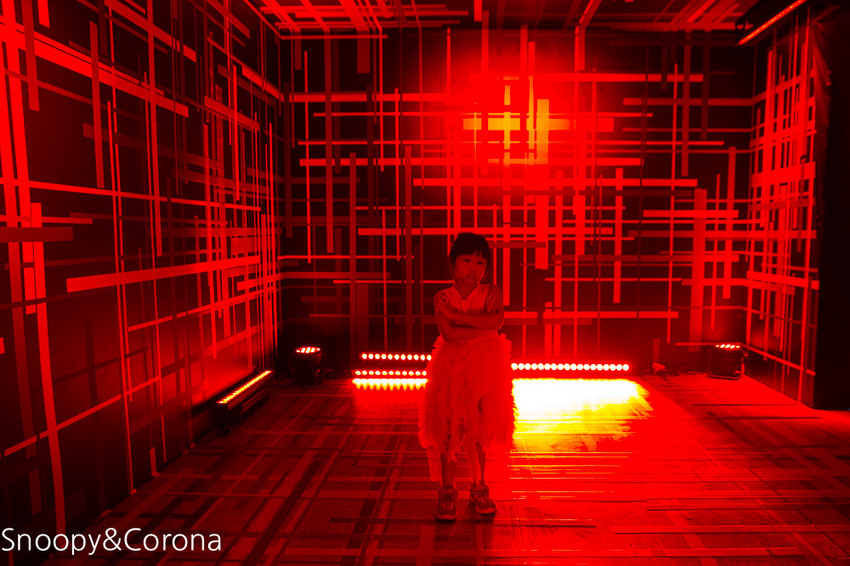 【台北展覽】聚膠行動 #TapeArt 全球首展～用膠帶貼出藝術，從平面畫作至立體空間，還有炫麗的夜視長廊