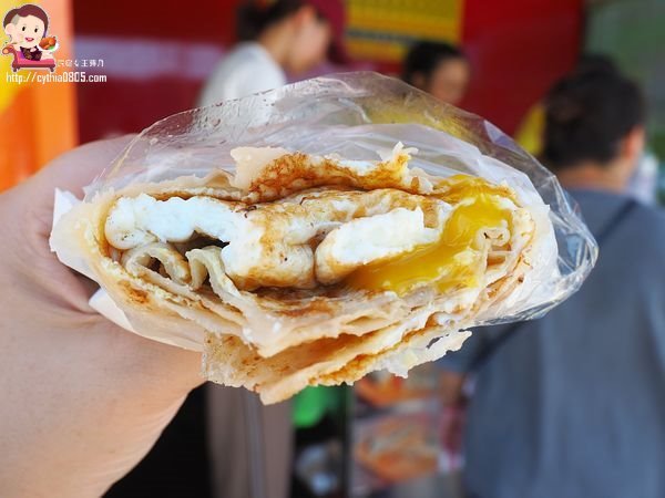桃園八德美食-爆漿蛋餅-不起眼北部麵皮蛋餅,竟然有半熟驚喜在裡面 @民宿女王芽月-美食.旅遊.全台趴趴走