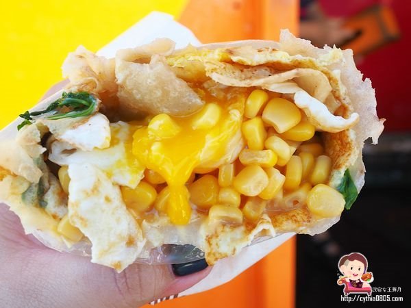 桃園八德美食-爆漿蛋餅-不起眼北部麵皮蛋餅,竟然有半熟驚喜在裡面 @民宿女王芽月-美食.旅遊.全台趴趴走