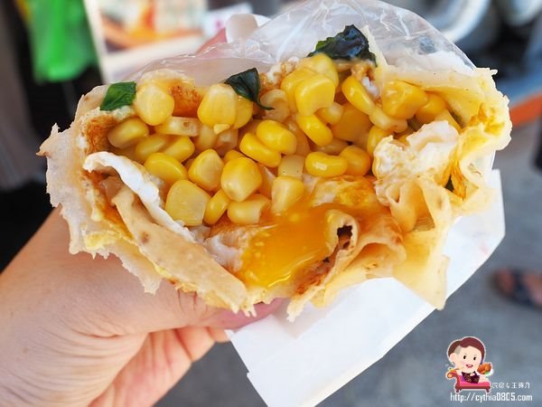 桃園八德美食-爆漿蛋餅-不起眼北部麵皮蛋餅,竟然有半熟驚喜在裡面 @民宿女王芽月-美食.旅遊.全台趴趴走