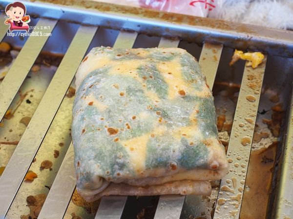 桃園八德美食-爆漿蛋餅-不起眼北部麵皮蛋餅,竟然有半熟驚喜在裡面 @民宿女王芽月-美食.旅遊.全台趴趴走