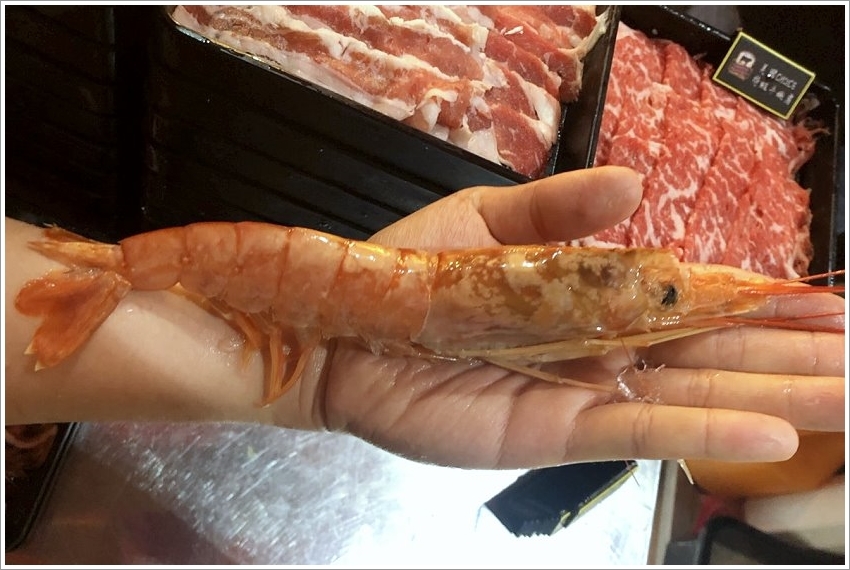 【台北火鍋吃到飽】嗨蝦蝦三杯醉蝦石頭鍋!尾牙.謝師宴.同學會聚餐好去處!