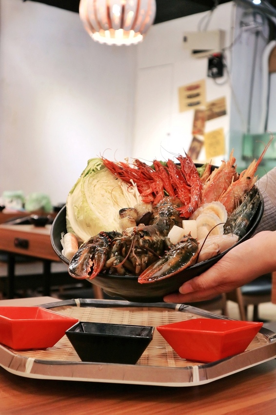 2019-07-23 08.49.36 1-01.jpeg