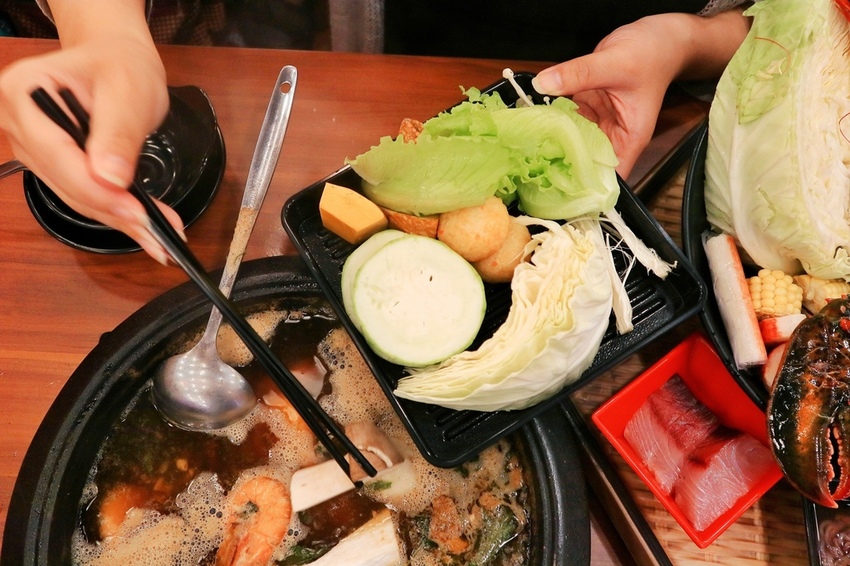 2019-07-23 08.49.27 2-01.jpeg