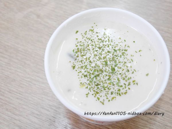 【汐止人氣早餐】魔法樂食早餐屋 #早午餐 # 漢堡 #蛋餅 #三明治 #煙燻熱狗堡 #汐止好吃早餐 (6).JPG