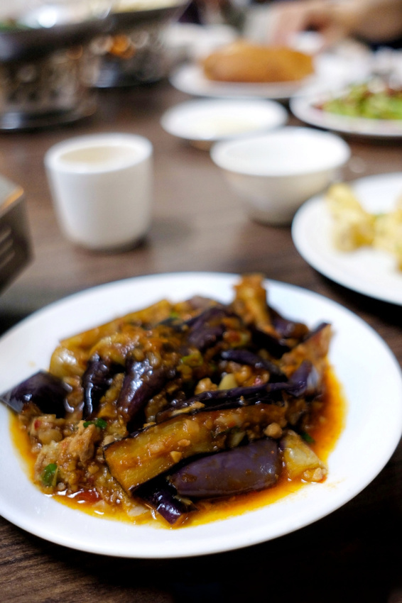 台南南區｜剁椒魚頭、銀絲捲必點！老字號湘菜香湘園