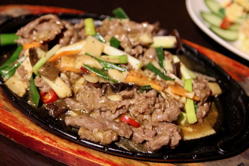 [台北]北投熱炒啤酒必吃美食推薦 吧海德國豬腳啤酒餐廳 老店好味道聚餐首選 激推現釀小麥啤酒