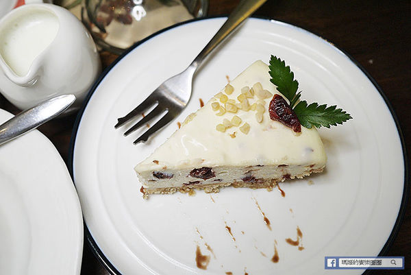 內湖義式餐廳【CalaCala義大利廚房內湖店】比臉大厚切沙朗牛排/義式鄉村風餐廳