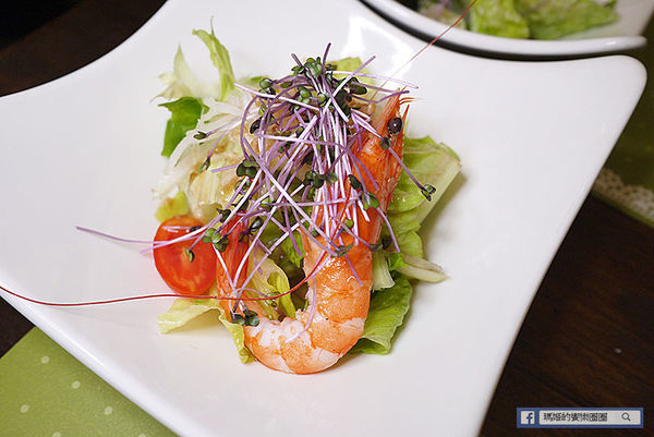 內湖義式餐廳【CalaCala義大利廚房內湖店】比臉大厚切沙朗牛排/義式鄉村風餐廳