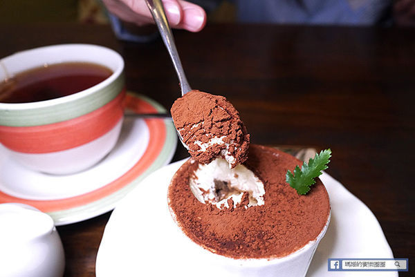 內湖義式餐廳【CalaCala義大利廚房內湖店】比臉大厚切沙朗牛排/義式鄉村風餐廳