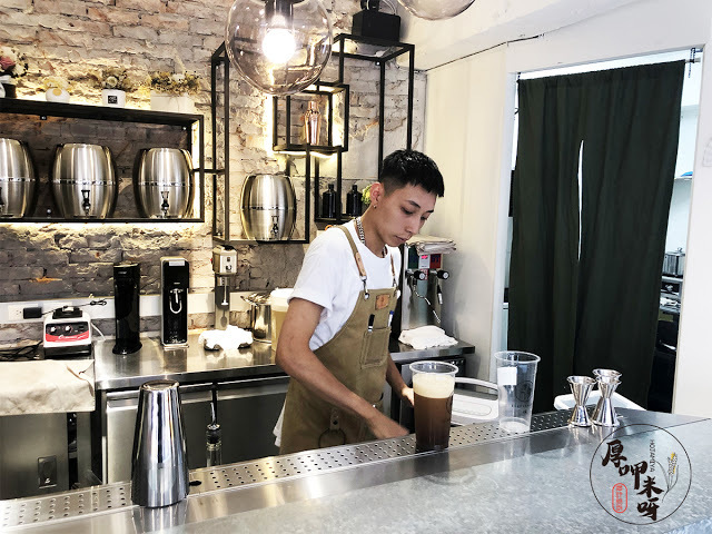 【厚呷米呀│台北東區】 CIAOTENDER 俏 今天!你好嗎？/五代茶農配上調酒師酒吧風手搖飲品牌/IG熱門打卡點你有發現嗎？/美美翅膀網美照必備 近捷運藍線忠孝復興站11號出口