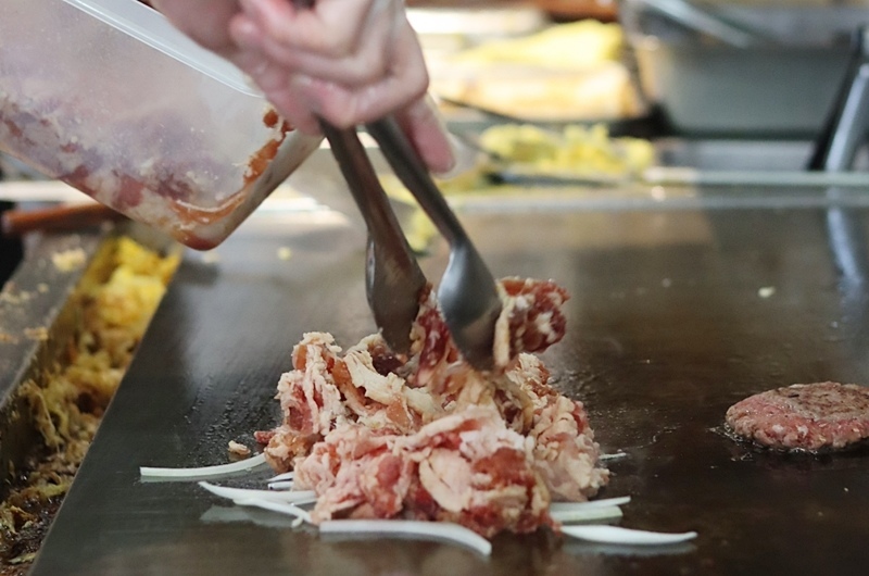 偷吃吐司.南機場美食.南機場早餐.偷吃吐司菜單.偷吃吐司台北.南機場必吃.韓國吐司.韓系吐司.萬華美食.