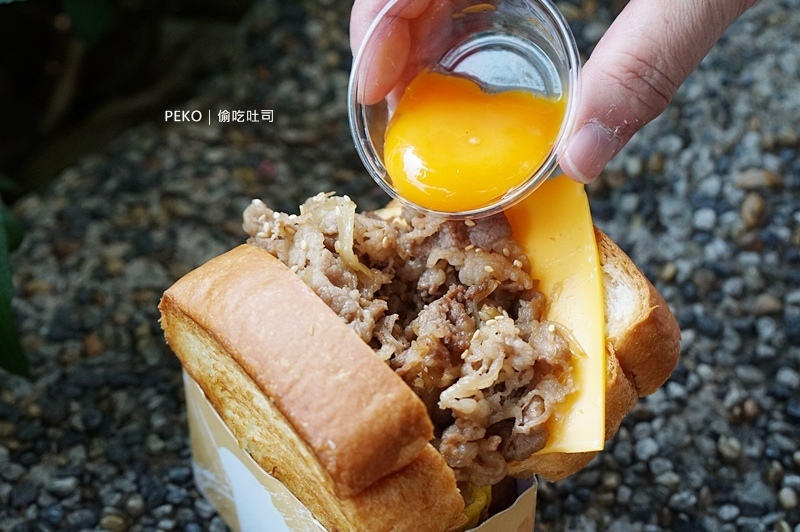 偷吃吐司.南機場美食.南機場早餐.偷吃吐司菜單.偷吃吐司台北.南機場必吃.韓國吐司.韓系吐司.萬華美食.