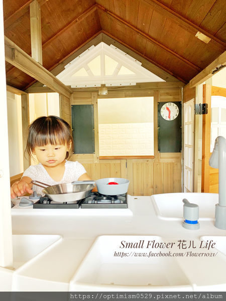 《台南-東區》熱鬧市中心/成大校區/親子遊戲/桌遊聚會/飲品無限暢飲-「樂河親子咖啡屋」