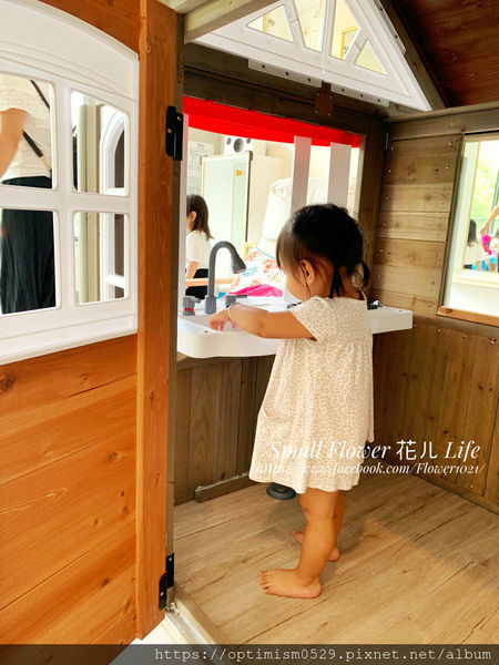 《台南-東區》熱鬧市中心/成大校區/親子遊戲/桌遊聚會/飲品無限暢飲-「樂河親子咖啡屋」