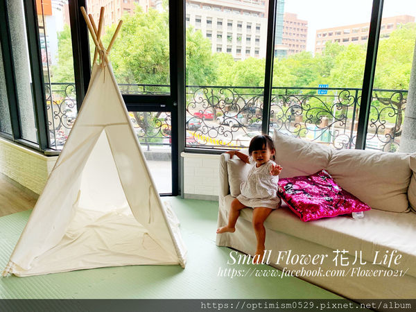 《台南-東區》熱鬧市中心/成大校區/親子遊戲/桌遊聚會/飲品無限暢飲-「樂河親子咖啡屋」