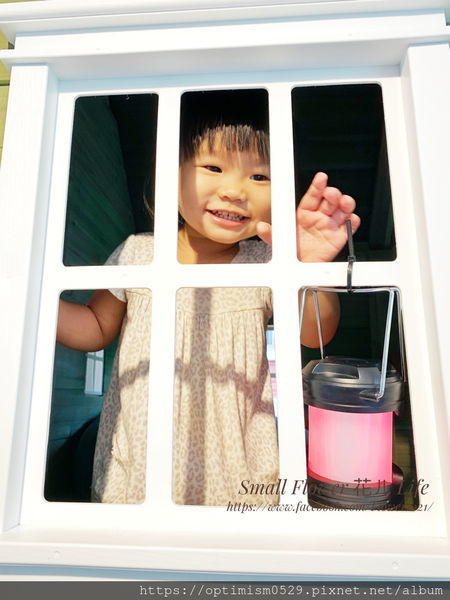 《台南-東區》熱鬧市中心/成大校區/親子遊戲/桌遊聚會/飲品無限暢飲-「樂河親子咖啡屋」