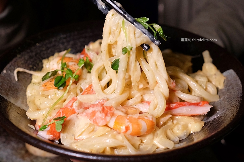 老串角居酒屋。Google分數4.9,網友譽為「在地最強日式居酒屋」,沒有排隊還不見吃得到! @蹦啾♥謝蘿莉 La vie heureuse