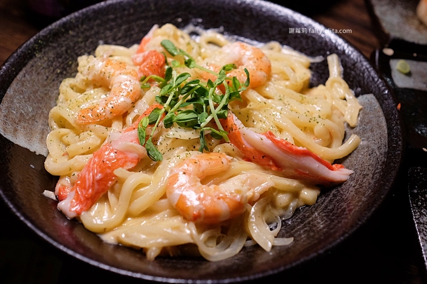 老串角居酒屋。Google分數4.9,網友譽為「在地最強日式居酒屋」,沒有排隊還不見吃得到! @蹦啾♥謝蘿莉 La vie heureuse