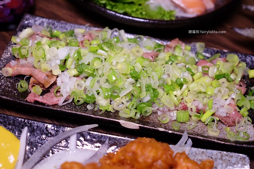 老串角居酒屋。Google分數4.9,網友譽為「在地最強日式居酒屋」,沒有排隊還不見吃得到! @蹦啾♥謝蘿莉 La vie heureuse