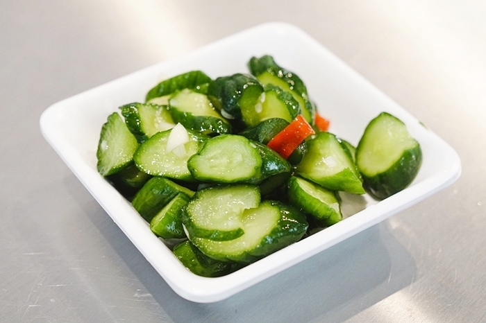 【台北中山區】神仙牛肉麵 必吃份量大又豐富的招牌紅燒(川味)天官四福麵。南京復興站美食