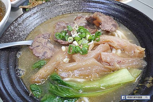 中山牛肉麵【神仙川味牛肉麵/GTD手搖飲】台北牛肉麵節盲測雙料冠軍/大碗滿意天官賜福麵