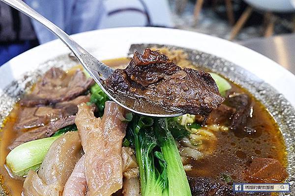 中山牛肉麵【神仙川味牛肉麵/GTD手搖飲】台北牛肉麵節盲測雙料冠軍/大碗滿意天官賜福麵
