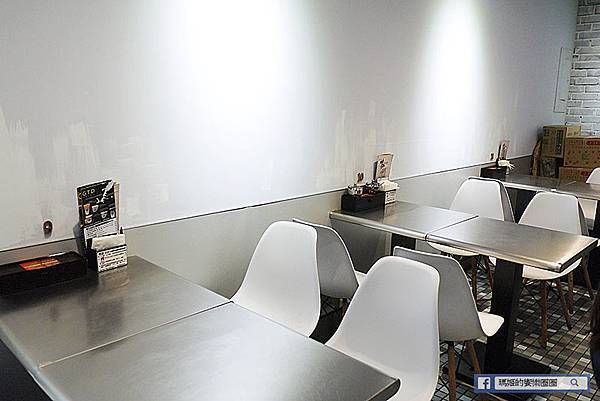 中山牛肉麵【神仙川味牛肉麵/GTD手搖飲】台北牛肉麵節盲測雙料冠軍/大碗滿意天官賜福麵