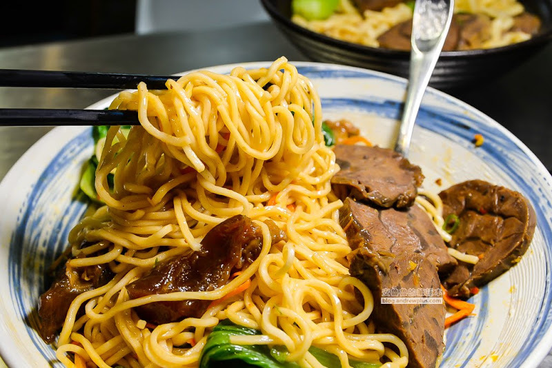 神仙牛肉麵-搬到長春路的清燉紅燒雙料冠軍牛肉麵
