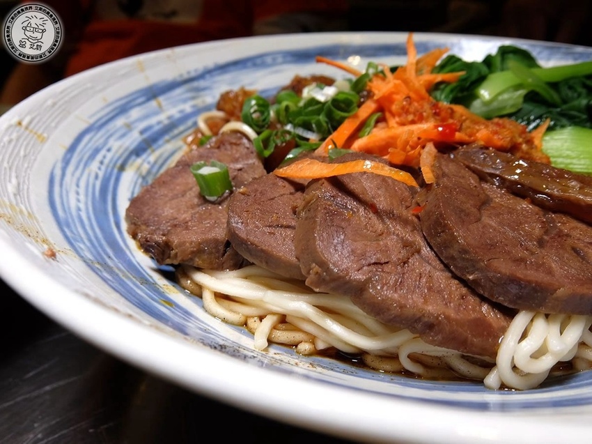 3牛肉乾拌麵3.jpg