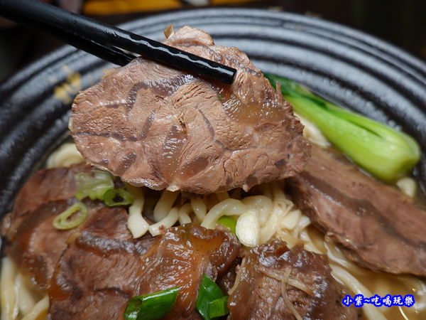 清燉牛肉麵-神仙牛肉麵 (1).jpg