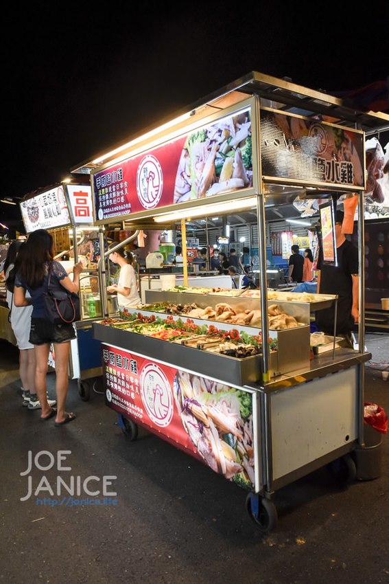 中壢夜市美食【雞老闆 手撕鹽水雞】 80元蔬菜任你裝滿滿 - 潔妮食旅生活