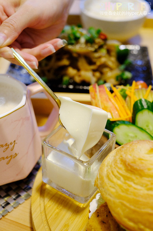 不限時咖啡 台中,南屯下午茶,南屯午餐,南屯咖啡,南屯甜點,南屯美食,南屯輕食,台中下午茶,台中不限時咖啡,台中不限時餐廳,台中午餐,台中咖啡,台中咖啡推薦,台中商業午餐,台中定食,台中早午餐,台中早午餐 好停車,台中早午餐推薦,台中甜點,台中美食,台中輕食,台中飲品,米克咖啡,米克咖啡 台中 @強生與小吠的Hyper人蔘~