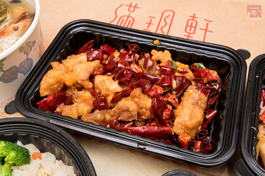 【臺南美食】防疫套餐新選擇|招牌半鴨三吃|手路菜一道100元起|烤鴨需事先預約|提供線上訂餐.線上結帳|共享一桌飯就是最好的時光~滿玥軒 - 南人幫