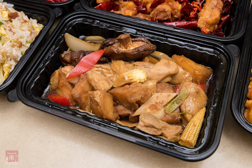 【臺南美食】防疫套餐新選擇|招牌半鴨三吃|手路菜一道100元起|烤鴨需事先預約|提供線上訂餐.線上結帳|共享一桌飯就是最好的時光~滿玥軒 - 南人幫