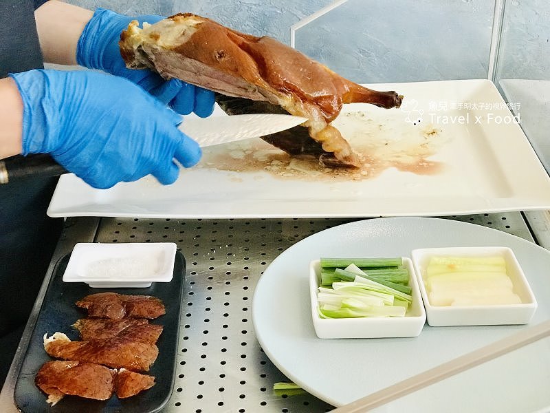 【食】桃園◆享鴨｜一鴨三吃，皮脆肉多汁，烤鴨與中華料理的美味新關係 @魚兒 x 牽手明太子的「視」界旅行