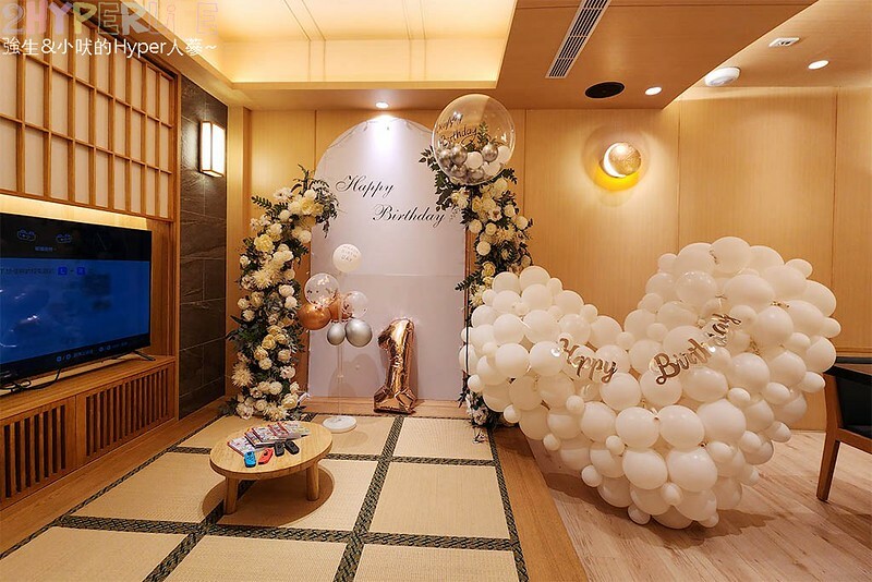 超狂和牛專門店！使用日本冠軍和牛，肉七海雙人套餐CP高，極厚和牛舌太美味啦～大包廂裡竟然還有專屬KTV空間！