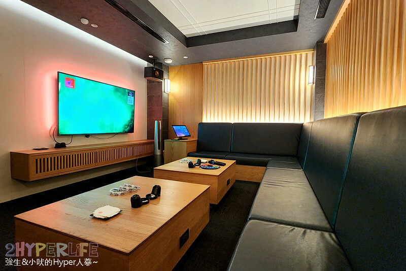 超狂和牛專門店！使用日本冠軍和牛，肉七海雙人套餐CP高，極厚和牛舌太美味啦～大包廂裡竟然還有專屬KTV空間！