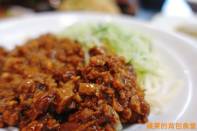 [食記] 新竹東區-嫚饗麵食館MAN XIANG 麵食 CP值爆表的食神等級雙蛋滷肉飯 滑蛋咖哩 便宜又大碗的麵飯選擇 來份平價小吃充滿一天元氣