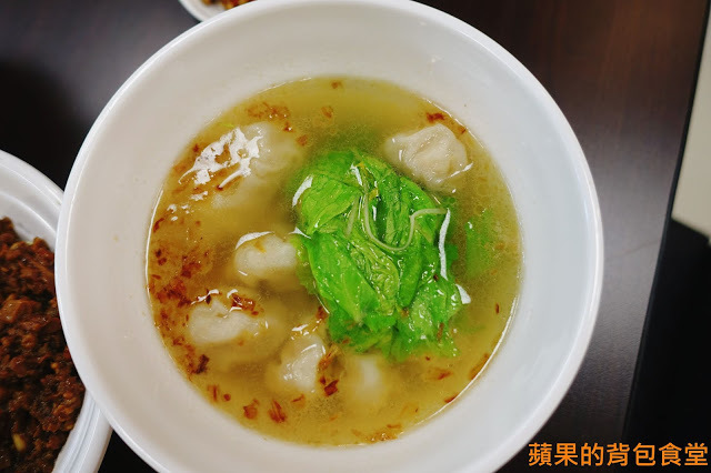 [食記] 新竹東區-嫚饗麵食館MAN XIANG 麵食 CP值爆表的食神等級雙蛋滷肉飯 滑蛋咖哩 便宜又大碗的麵飯選擇 來份平價小吃充滿一天元氣