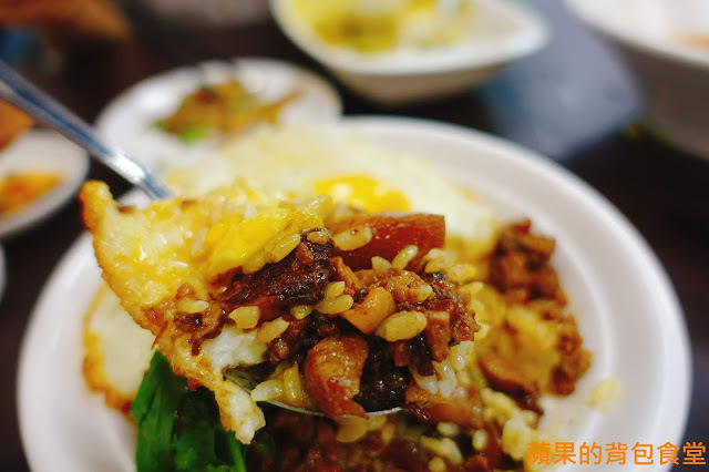[食記] 新竹東區-嫚饗麵食館MAN XIANG 麵食 CP值爆表的食神等級雙蛋滷肉飯 滑蛋咖哩 便宜又大碗的麵飯選擇 來份平價小吃充滿一天元氣