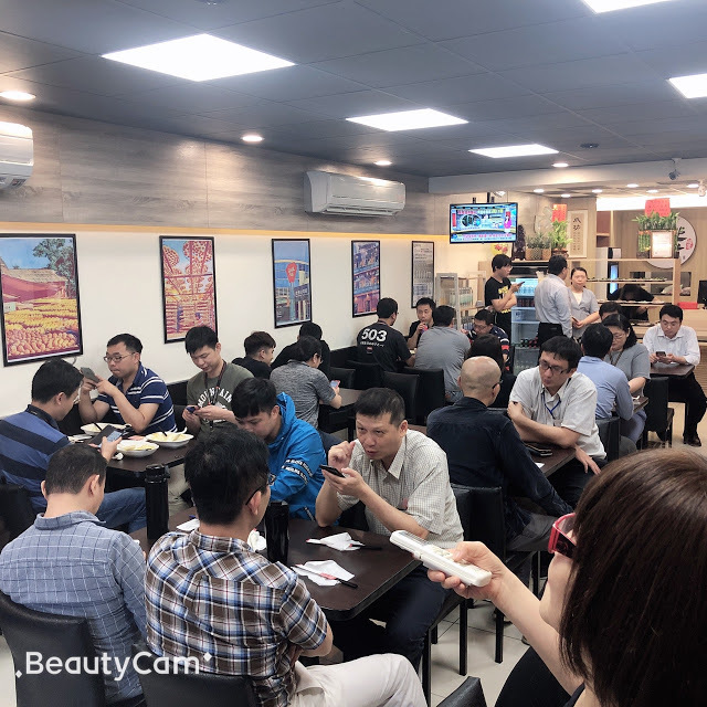 [食記] 新竹東區-嫚饗麵食館MAN XIANG 麵食 CP值爆表的食神等級雙蛋滷肉飯 滑蛋咖哩 便宜又大碗的麵飯選擇 來份平價小吃充滿一天元氣